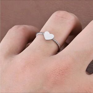 💗 Petite Stainless Steel Minimalistic Style Heart Rope Dainty thin Banned Ring